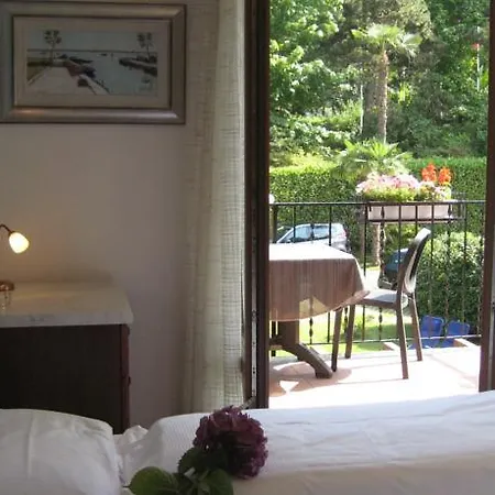 Margherita Aparthotel 2*