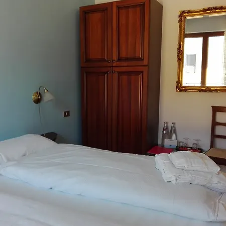 Aparthotel Margherita Lake Maggiore