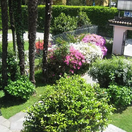 Aparthotel Margherita Lake Maggiore