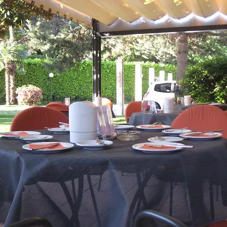 Aparthotel Margherita Lake Maggiore