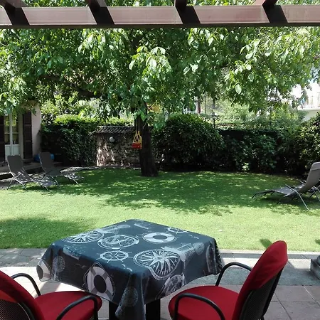 Aparthotel Margherita Lake Maggiore
