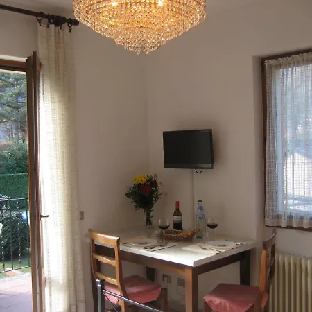 Margherita Aparthotel 2*