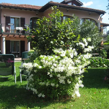 Aparthotel Margherita Lake Maggiore